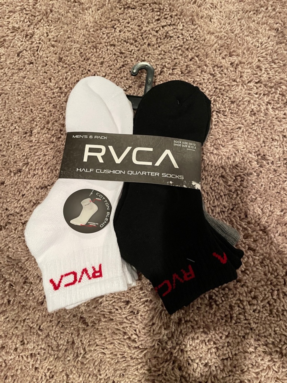 NWT RVCA Men's Half Cushion Quarter Socks - Black, White & Red Logo (6 Pack)